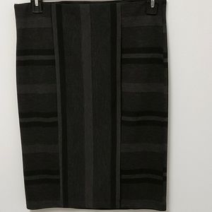 NWOT One 5 One Black and Gray Pencil Skirt Size M